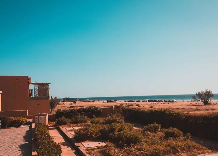 Luxury Beach Apartment - Romantic Weekend Getaway